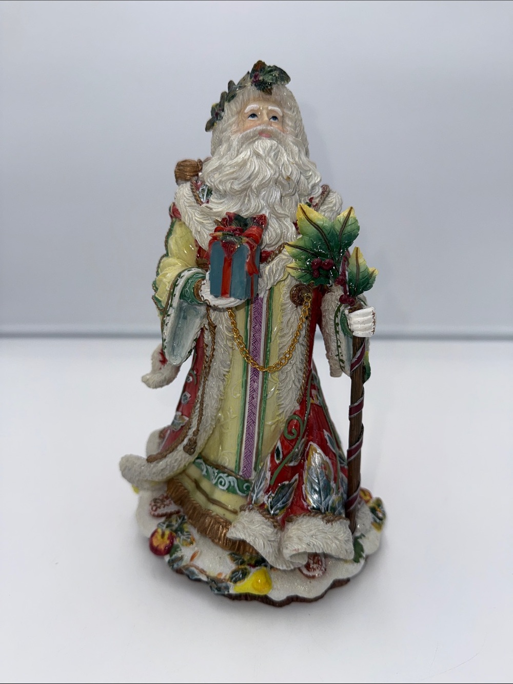 Fitz & Floyd Enchanted Holiday Musical Santa figurine.